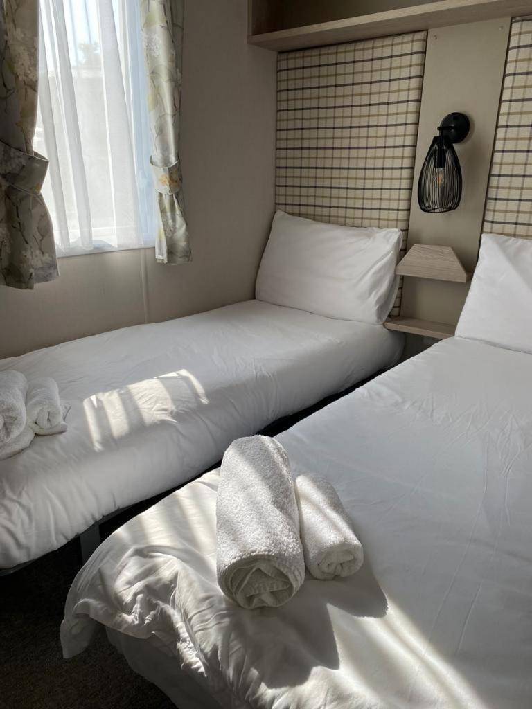 Luxury Holiday Home Sleeps 6 Pet Friendly St Austell Exterior photo